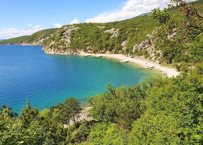 Appartamento Mit Schoener Terrasse By Interhome