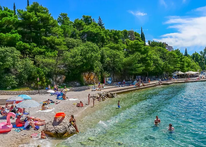 Appartamento Mit Schoener Terrasse By Interhome *