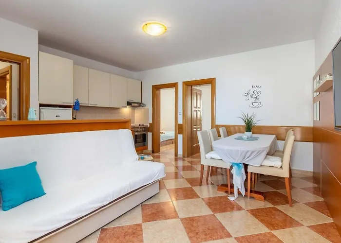 Mit Schoener Terrasse By Interhome * Dramalj