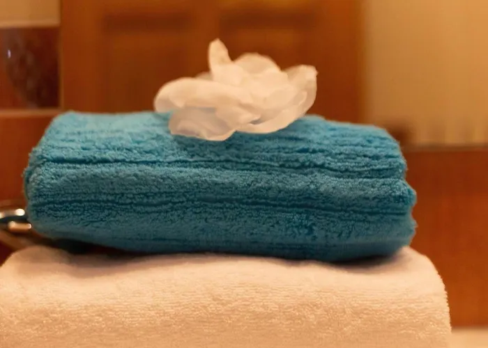 Apartamento Mit Schoener Terrasse By Interhome