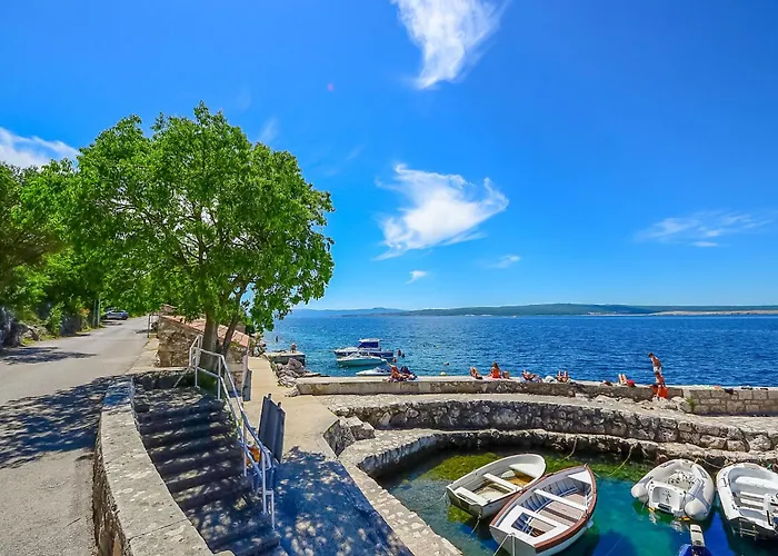 Apartamento Mit Schoener Terrasse By Interhome Dramalj